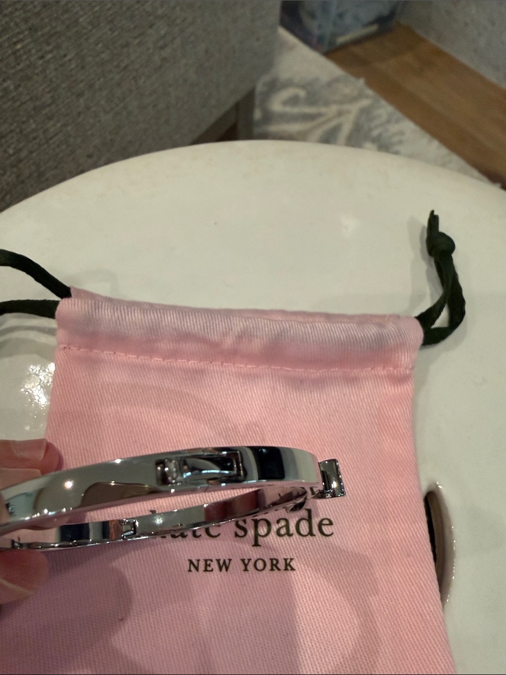 Kate Spade ๐ Silver Ready Set Bow Crystal Pave Bangle Bracelet ๐ - Picture 8 of 9